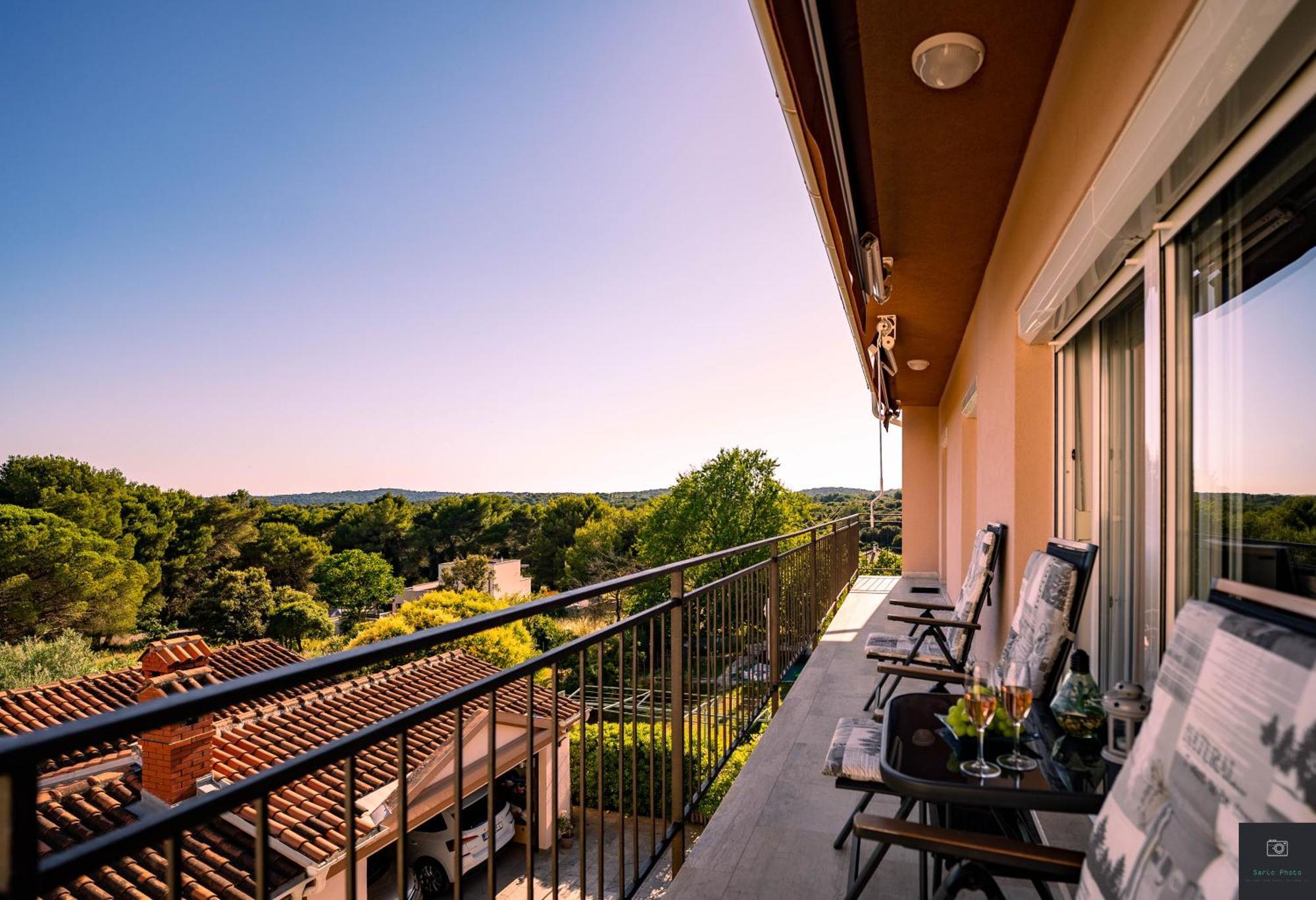 Apartman Nino Pula Exterior foto
